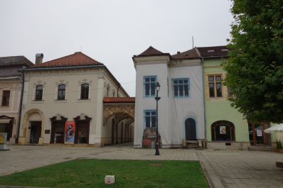 photo 1351192