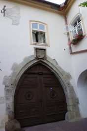 photo 1351215