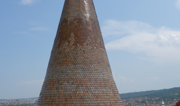 641