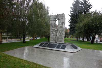 photo 1391884