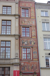 photo 1396886