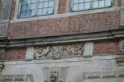 photo 1396904