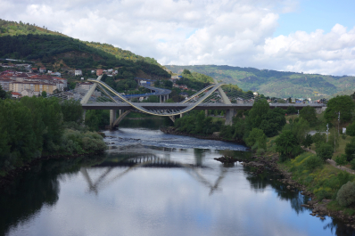 photo 1485140