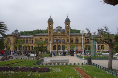 photo 1486317