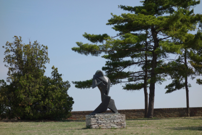 photo 1545861