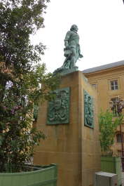 photo 1634815