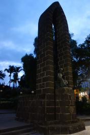 photo 1682537