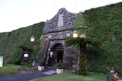 photo 1688144