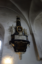photo 1704893
