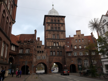 photo 1704936