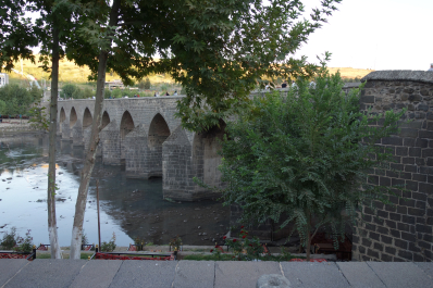 photo 2027745
