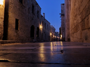 photo 1676199