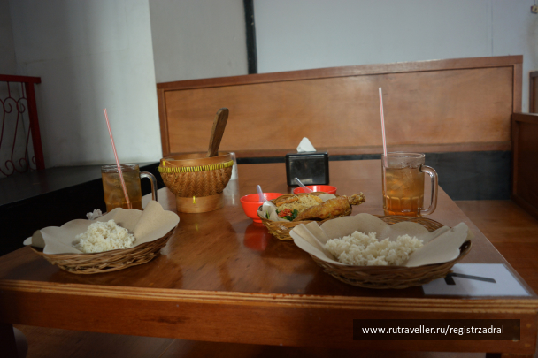 photo 1442935