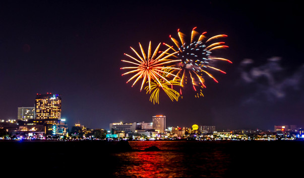 Fireworks Beach Festival - 30 Nov. 2013