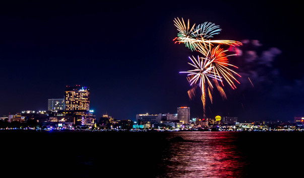 Fireworks Beach Festival - 30 Nov. 2013