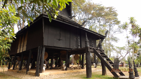 photo 1472258