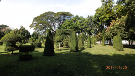 photo 1475682