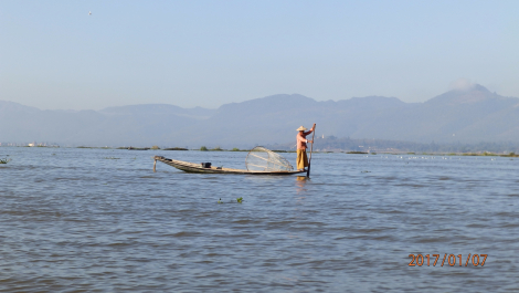 photo 1479354