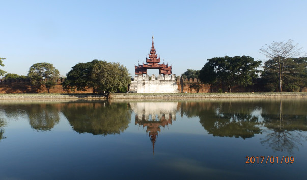 P1093705