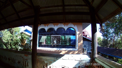 photo 1536223