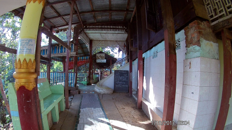 photo 1536225