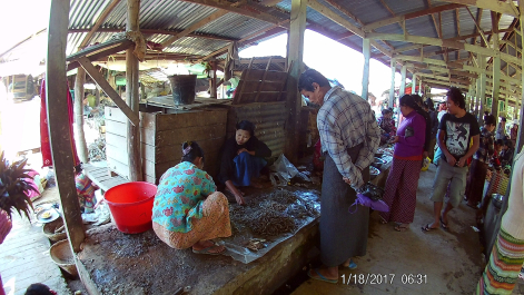 photo 1536268