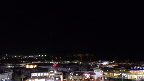 photo 1570306