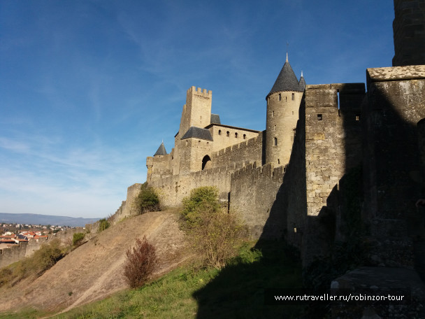 photo 1635403