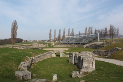photo 1459912