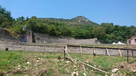 photo 1523405