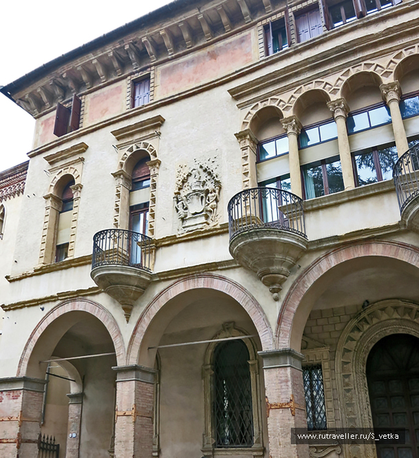 photo 1549949