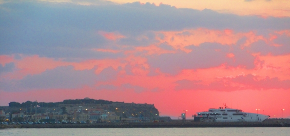 photo 1414342