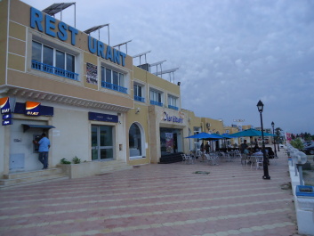 photo 1403843