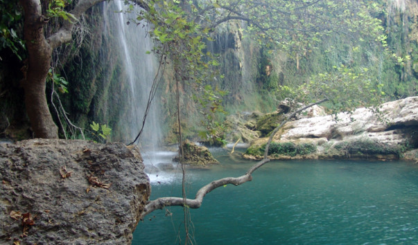 Kursunlu waterfall