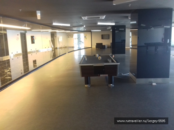 photo 1518597