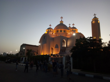 photo 1584706