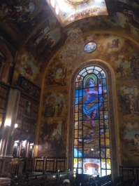 photo 1597374