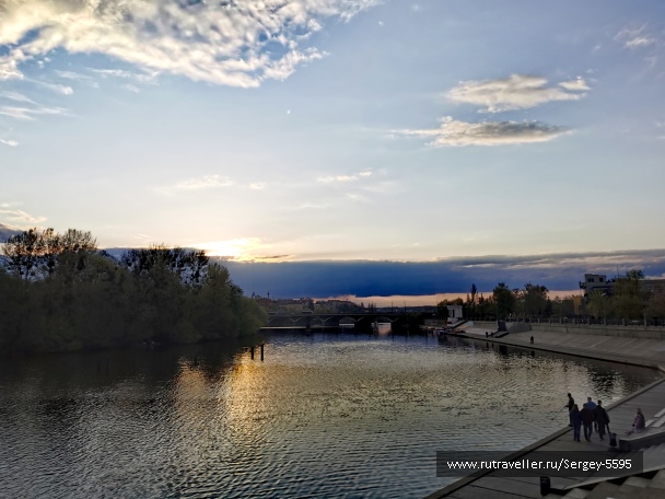 photo 2143109