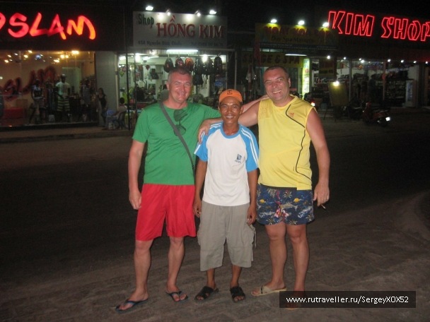 photo 1351714