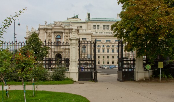 Вена. Императорский парк, Бурггартен