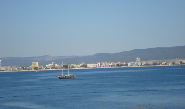 море