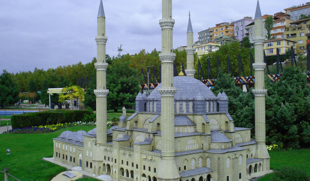 Парк миниатюр Миниатюрк
