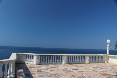 photo 1372522