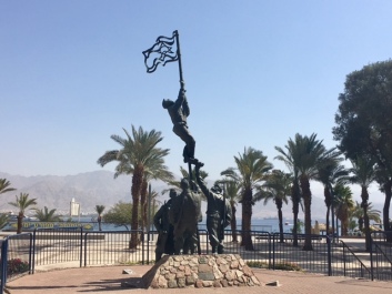 photo 1447221