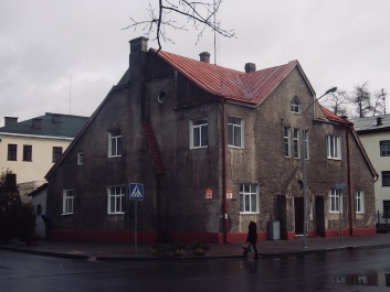 photo 1588919