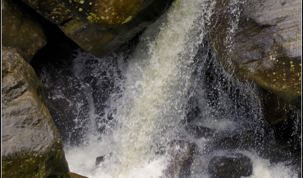 Водопад Пуна (Puna falls).