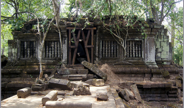 Камбоджа. Сиемриеп. Храм Бенг Меалеа (Beng Mealea).
