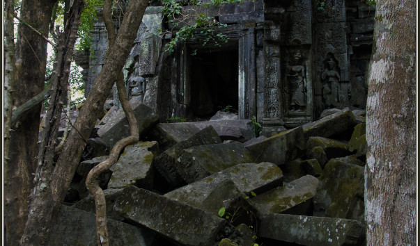 Сиемриеп. Храм Бенг Меалеа (Beng Mealea).