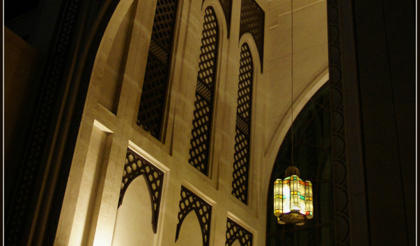 Торговый центр Souk Al Bahar.