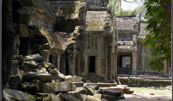 Храм Та Пром (Ta Prohm).